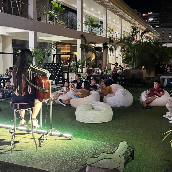 88Th Avenue Aparthotel Cebu Εξωτερικό φωτογραφία