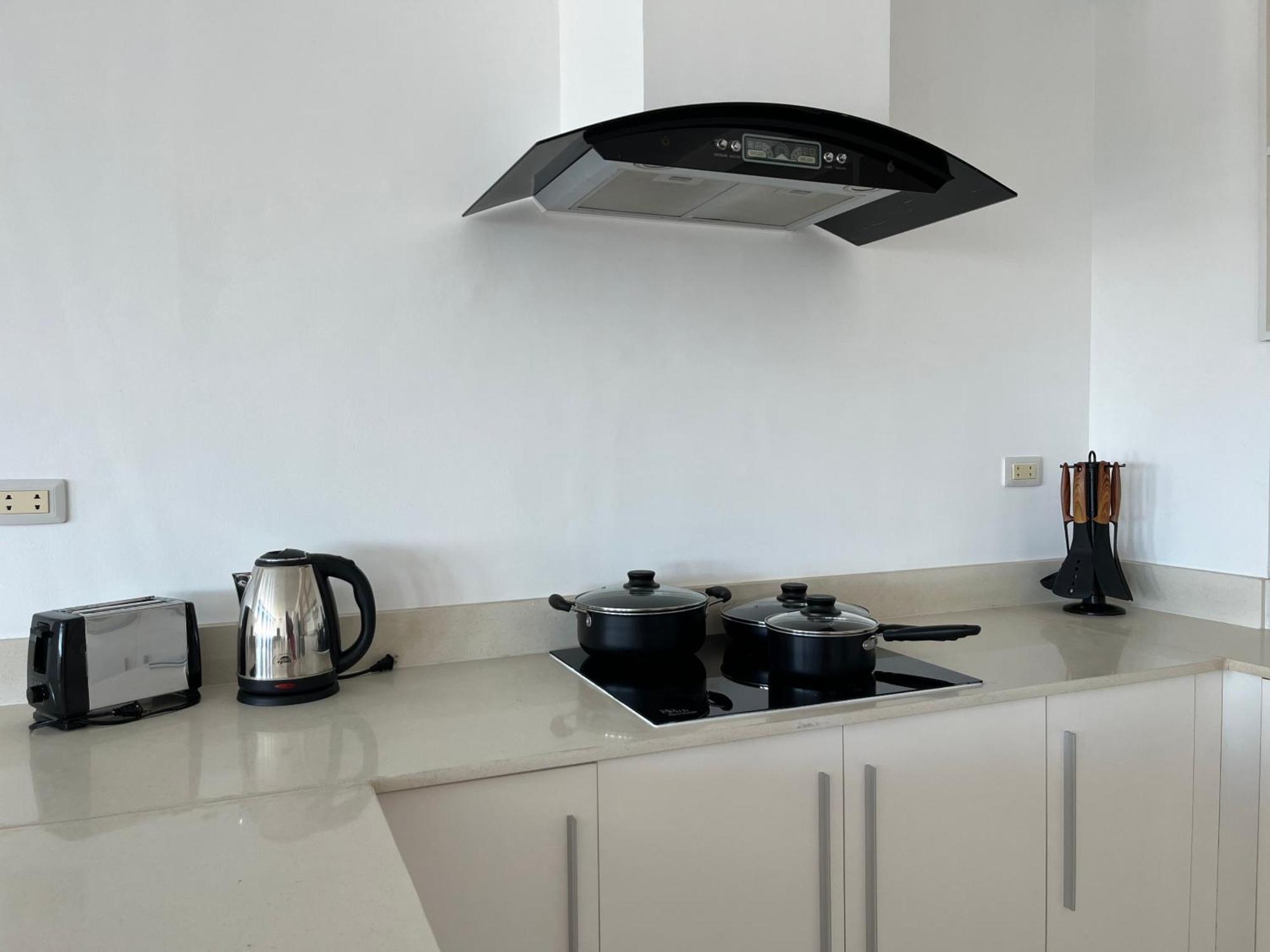 88Th Avenue Aparthotel Cebu Δωμάτιο φωτογραφία